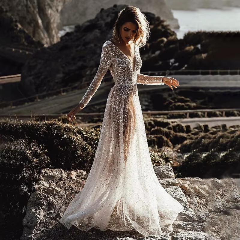 Robe de Mariée à Paillettes et Col en V