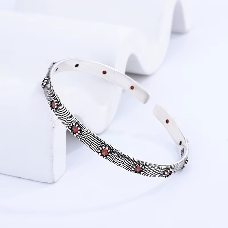 Bracelet rétro en argent thaïlandais pour femme