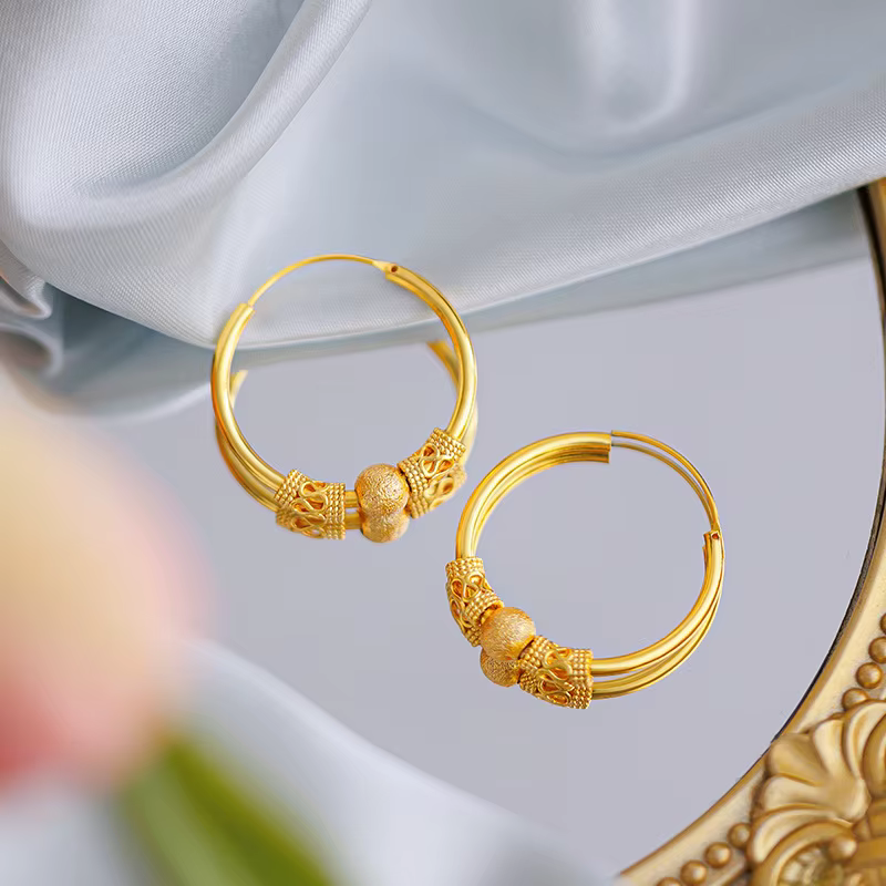 Boucles d'oreilles en or jaune 18 carats pour femmes