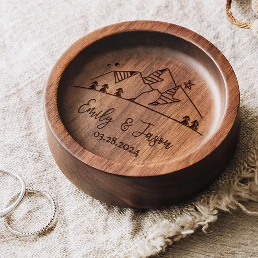 Plat rond en bois personnalisé