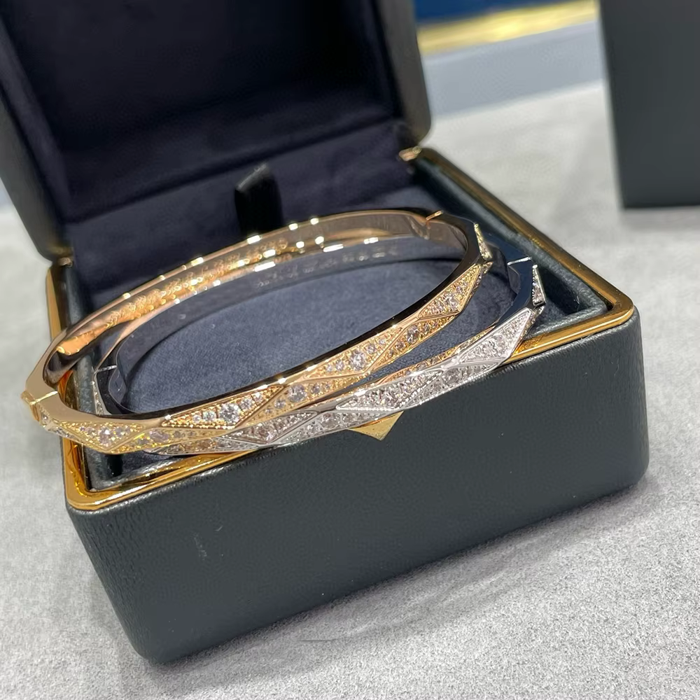 Bracelet classique en argent regardé 925 pur