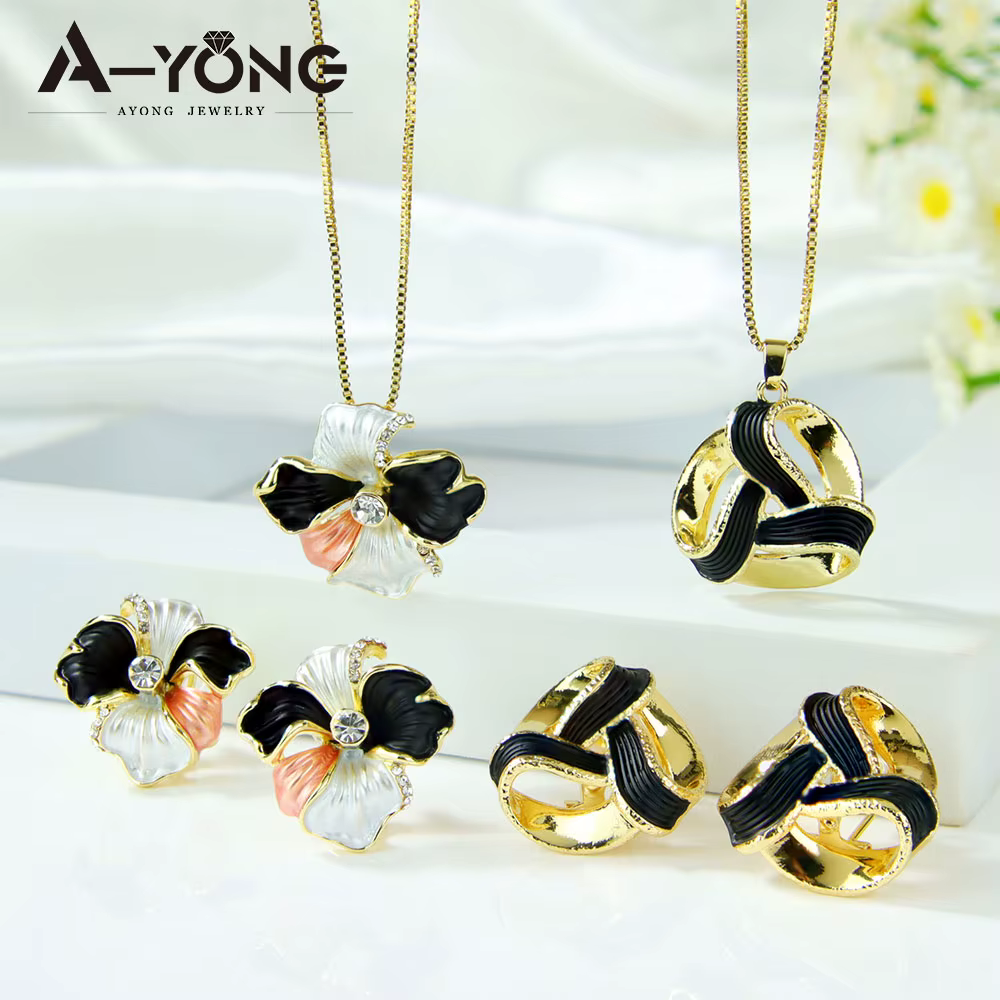 Parure de bijoux fantaisie italienne