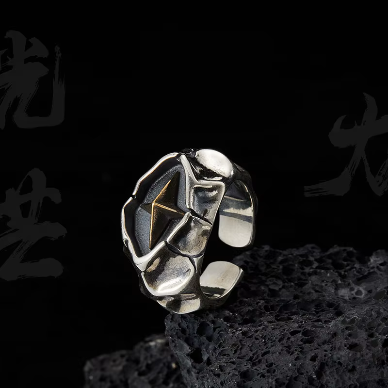 Bague étoile craquelée rétro pour hommes