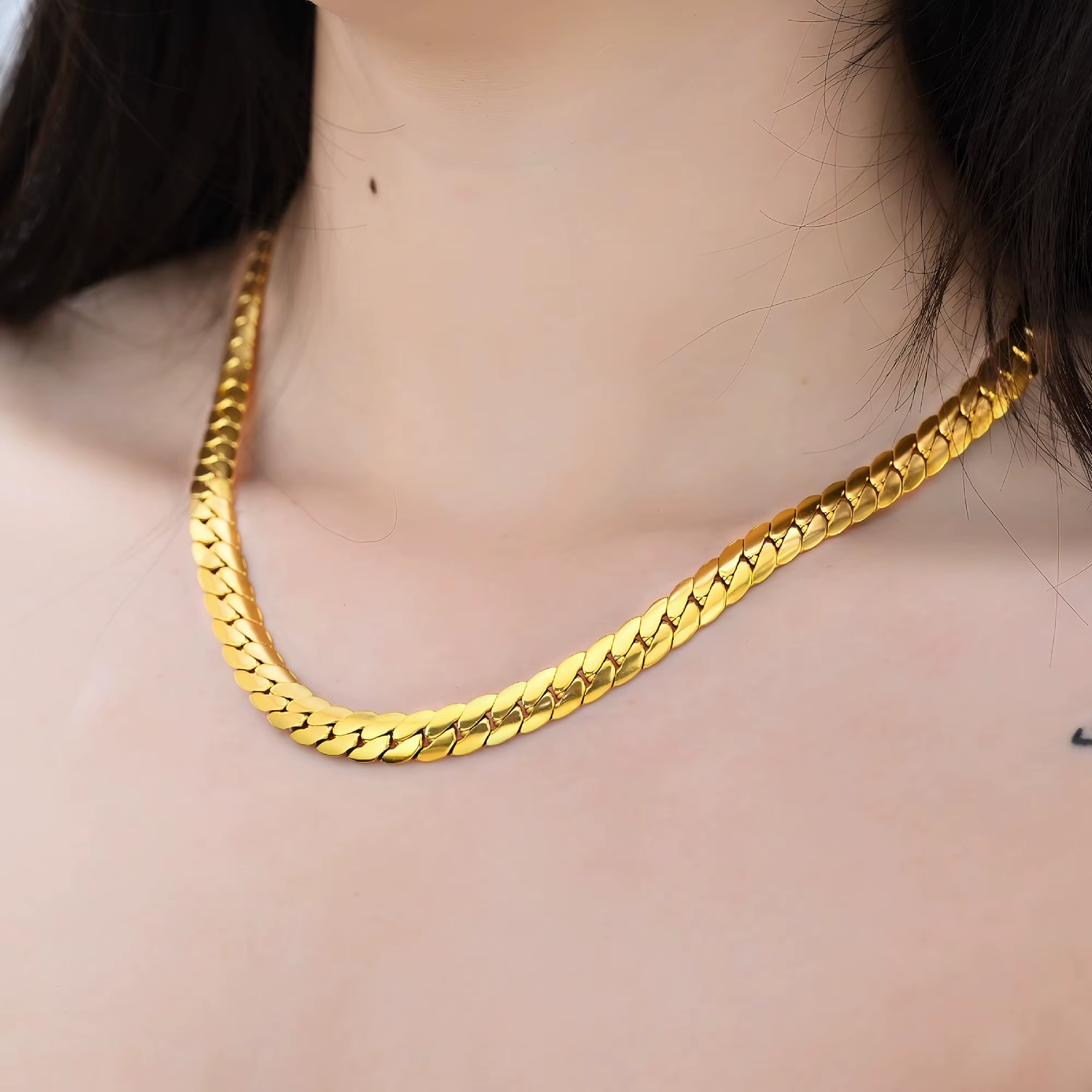 Ensemble de bijoux classiques à la mode : collier