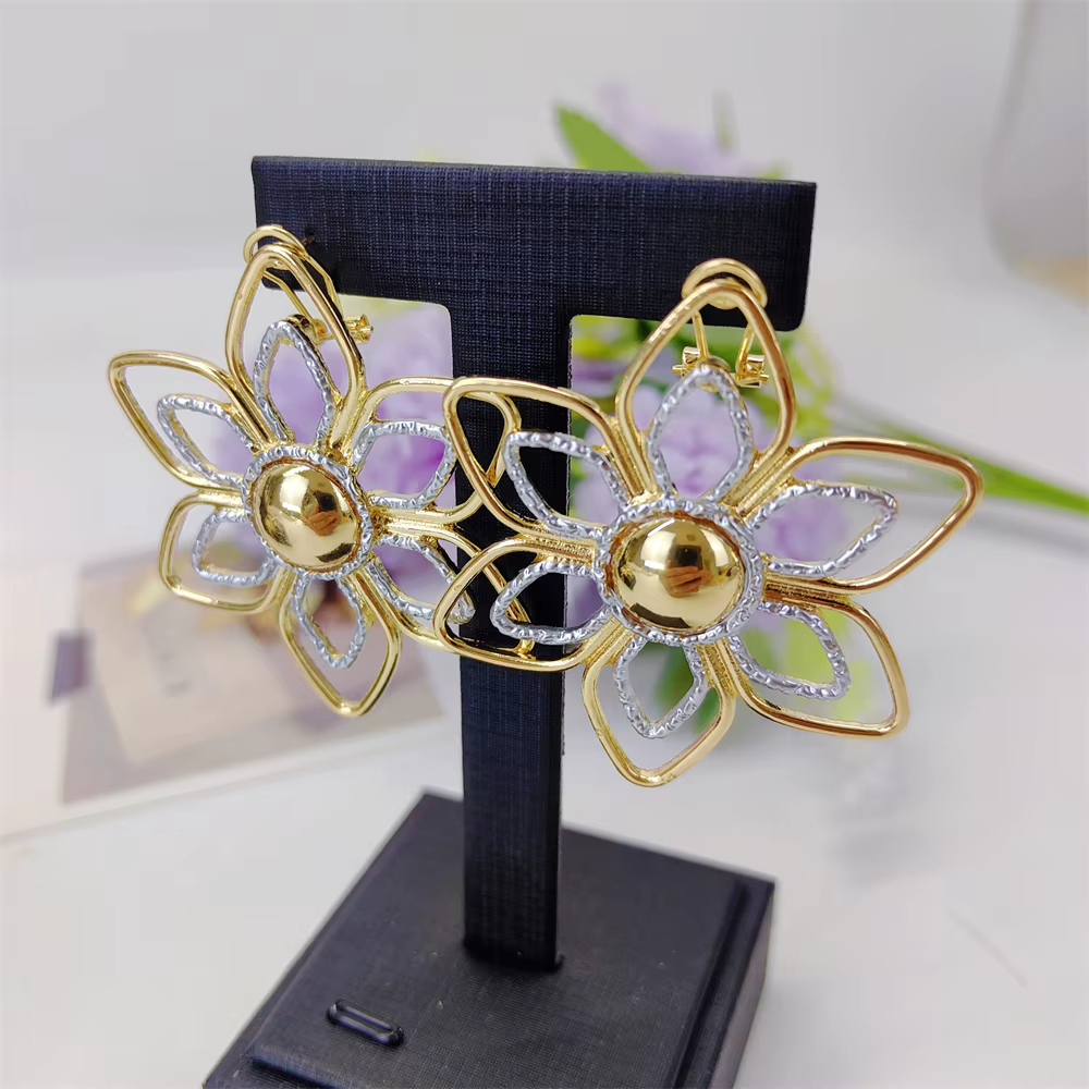 ESALE Parure de bijoux fleuris plaqués or 18 carats pour femme, ensemble de luxe complet collier boucles d'oreilles bracelet bague, idéal pour mariage et banquet 2026