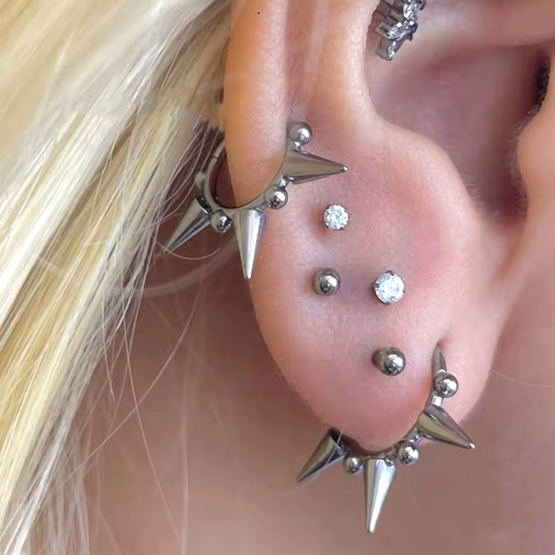 Bijoux gothiques 1 pièces boucles d'oreilles à rivets mode coréenne géométrique à pointes Rivet cerceaux