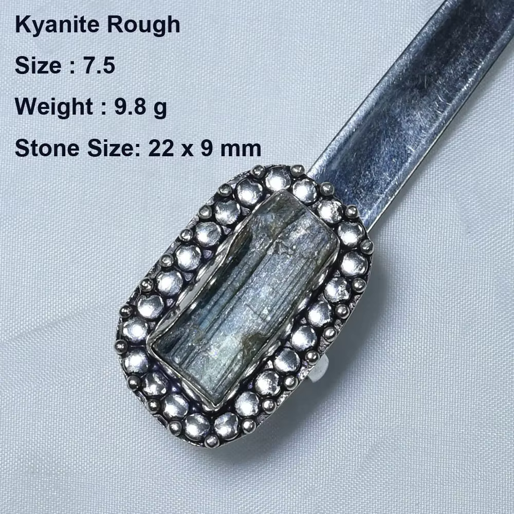 Bague en topaze bleue véritable