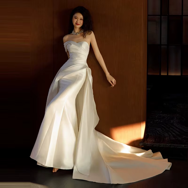 Robe de mariée légère française en Satin
