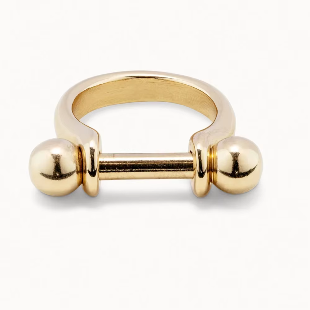 Bague design vintage avec une sensation artistique de niche