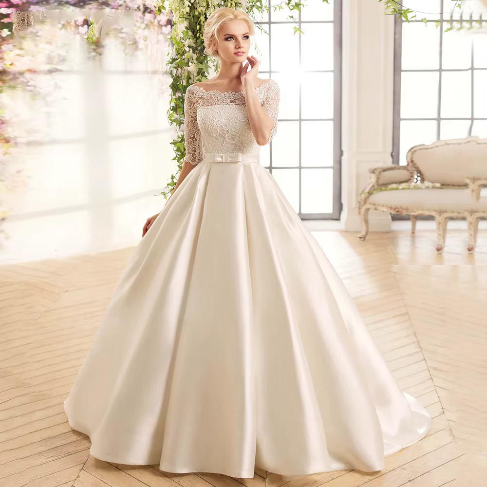 Robes De mariée modernes col bateau demi manches