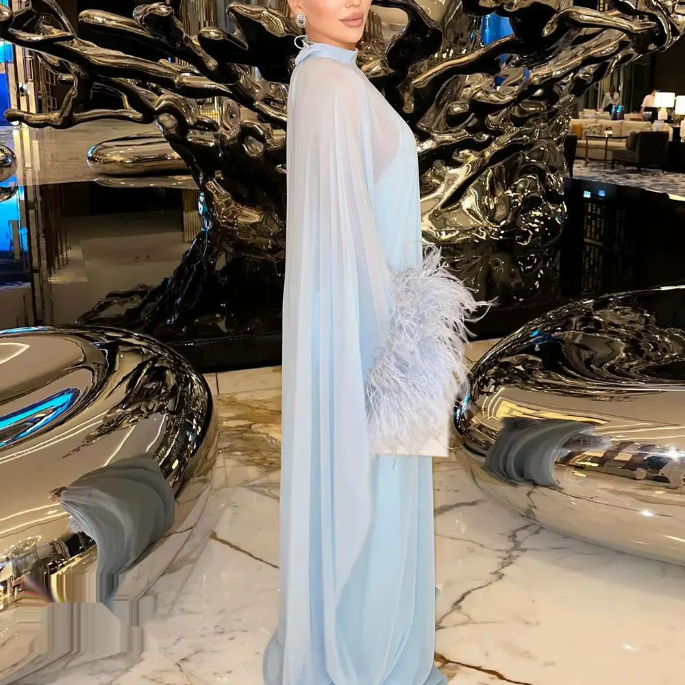 Robe de soirée en mousseline de soie bleu clair