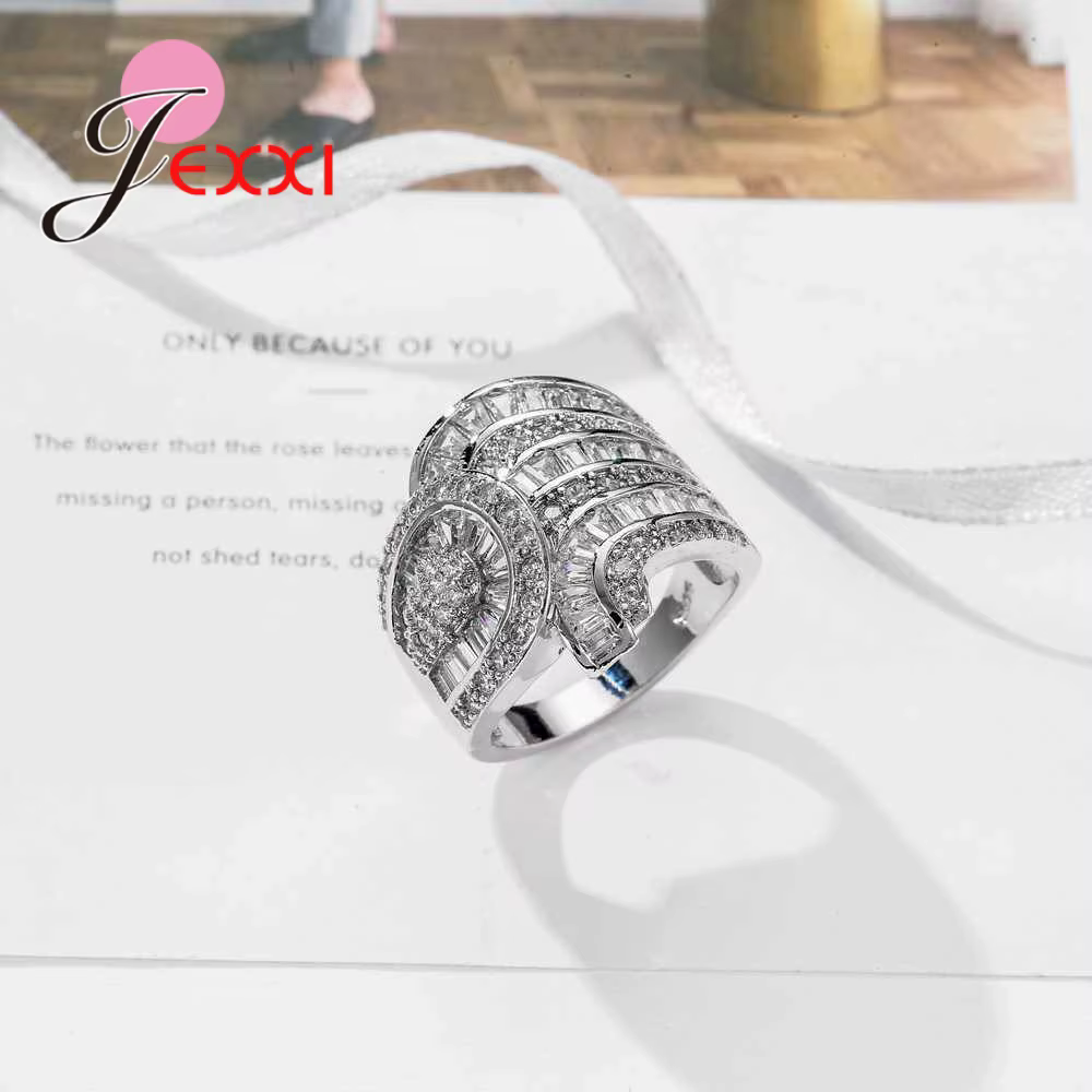 Bague géométrique de luxe pour femme