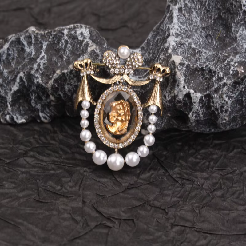 Broche camée en alliage Vintage avec perles et strass