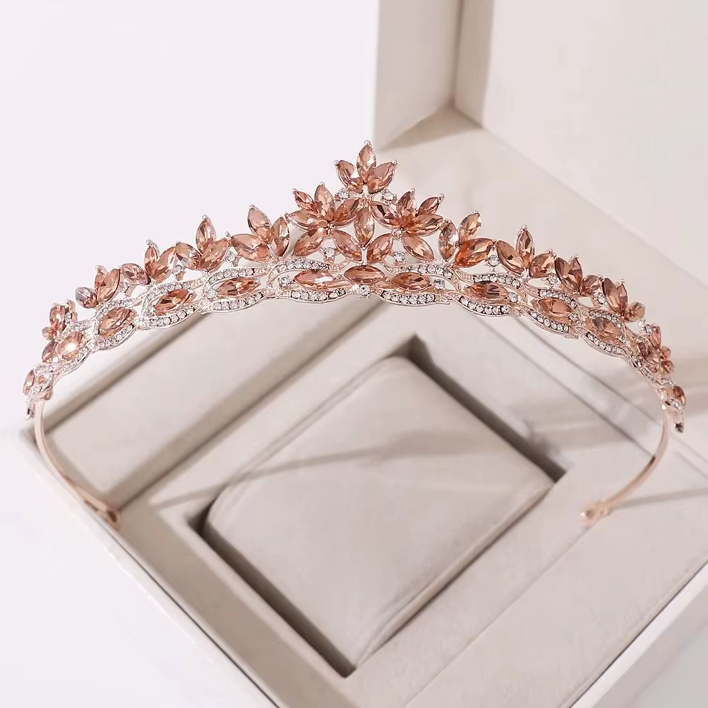 Couronne de cristal baroque étincelante