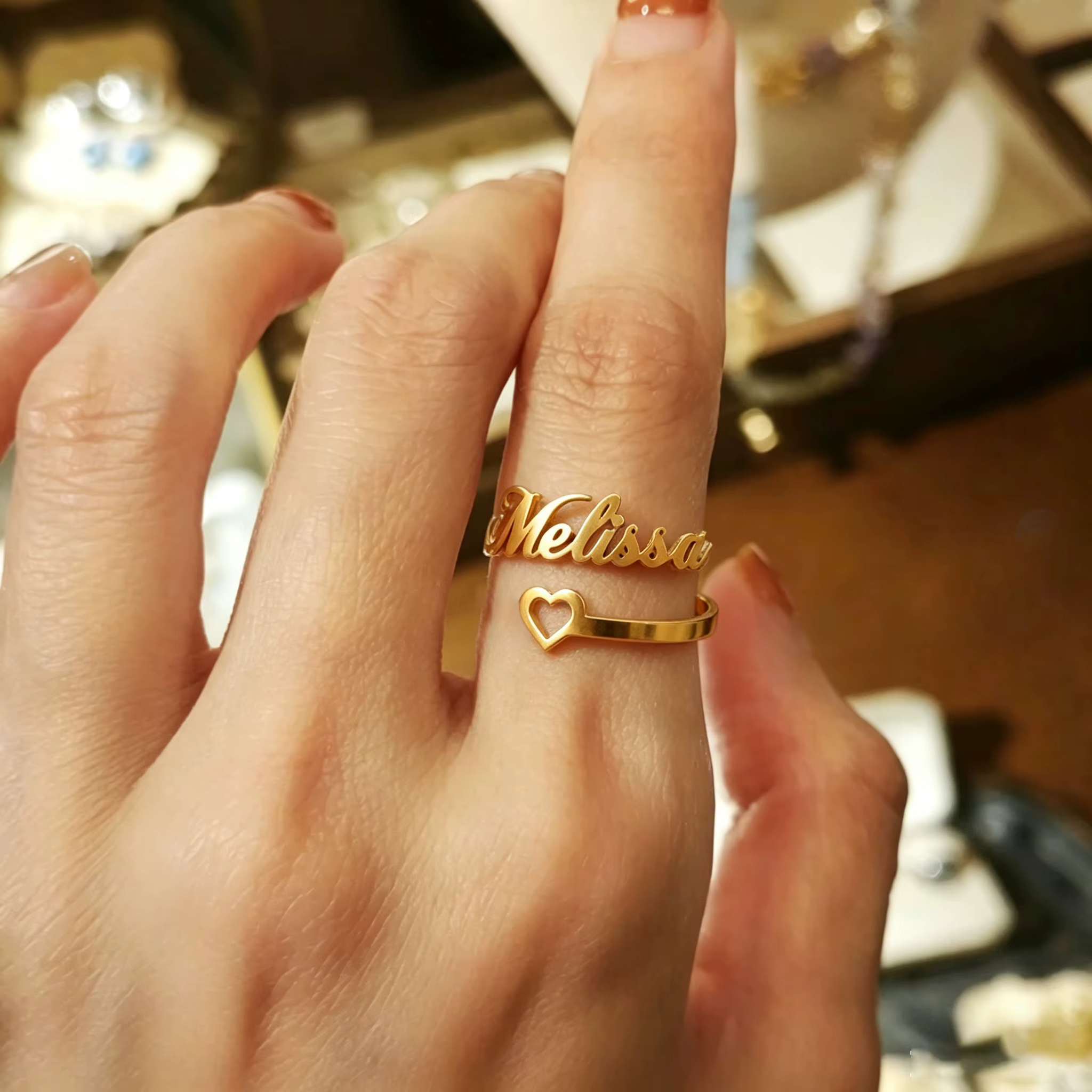 Bague personnalisée avec 1 à 4 noms pour femmes et hommes – Bijou personnalisé avec plusieurs prénoms en or et acier