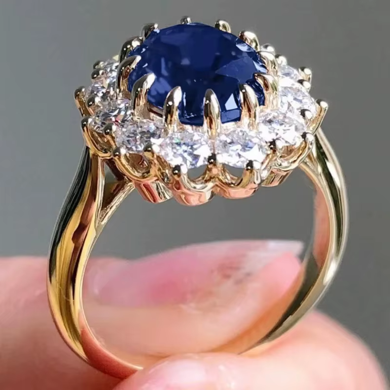 Bague ovale incrustée de Zircon bleu pour femmes