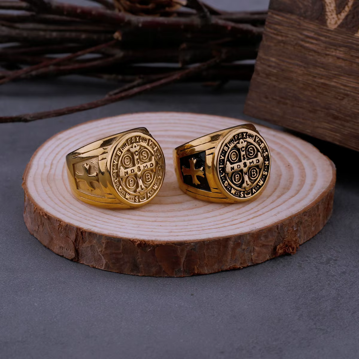 Bague Vintage religieuse en forme de croix chrétienne de Saint benoît pour hommes