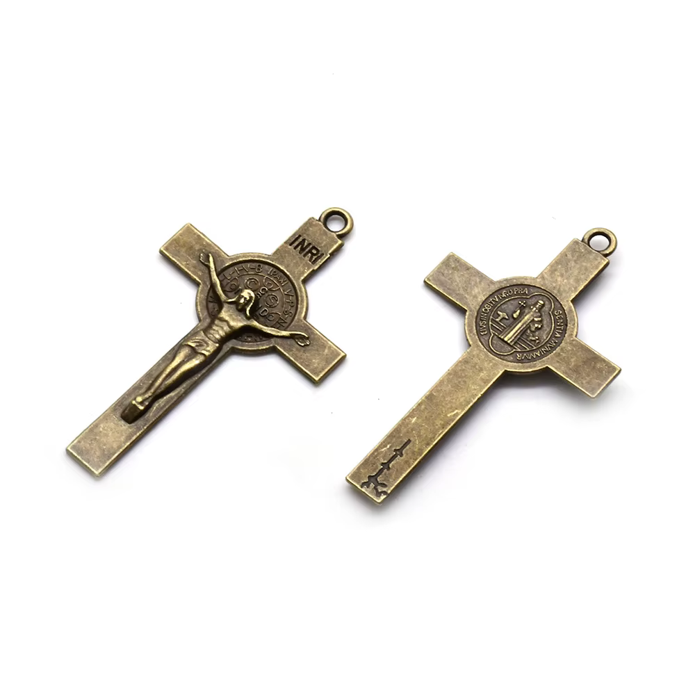 Pendentif Crucifix en Bronze Antique