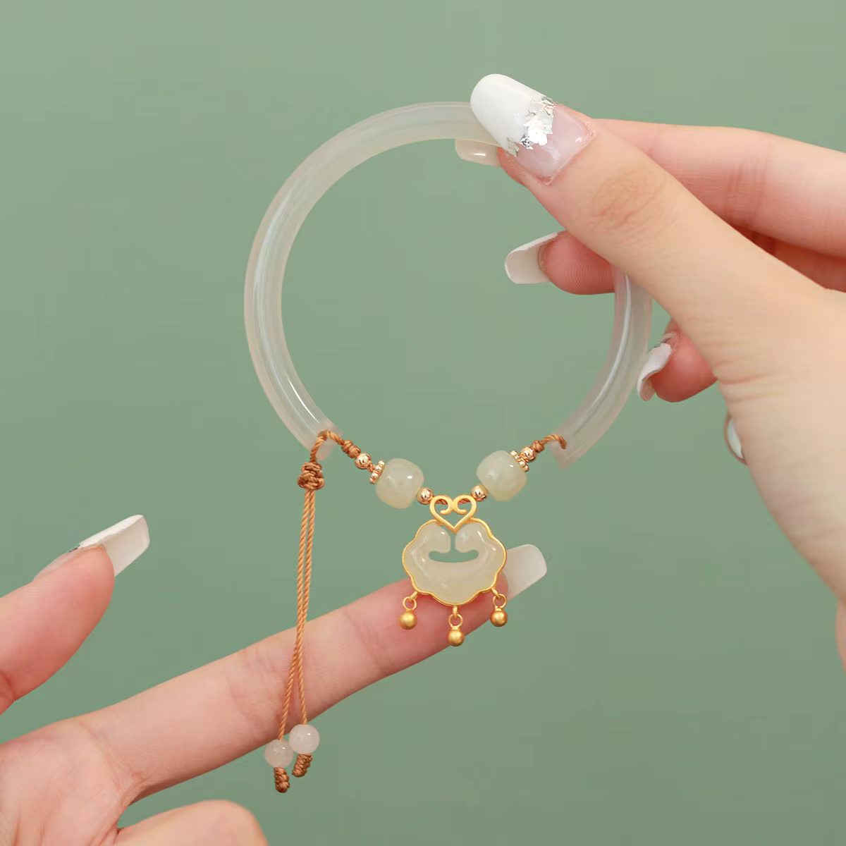 Bracelet à breloques en perles vintage pour femmes