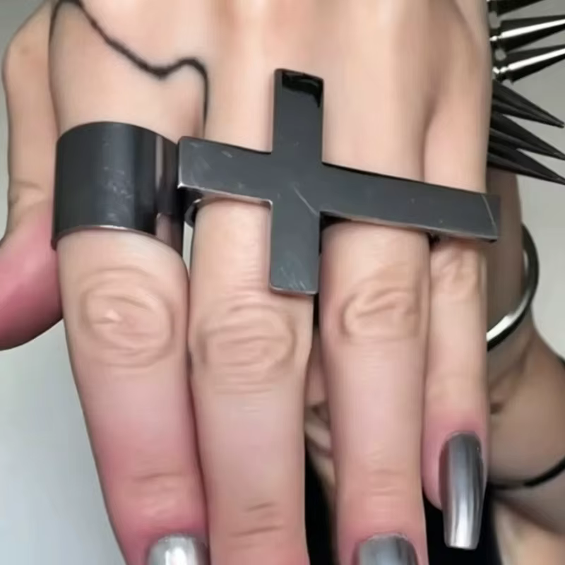 Bague unisexe punk à deux doigts en forme de croix pour homme