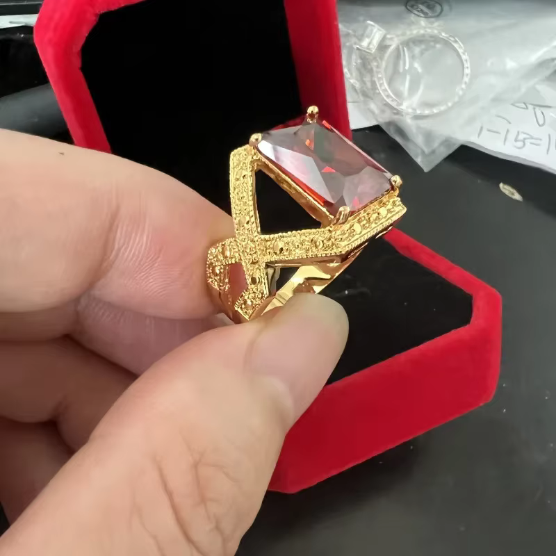 Bague de promesse en grenat de laboratoire pour hommes