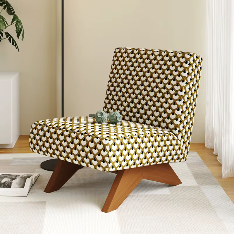 Chaise de créateur pour salon de manucure