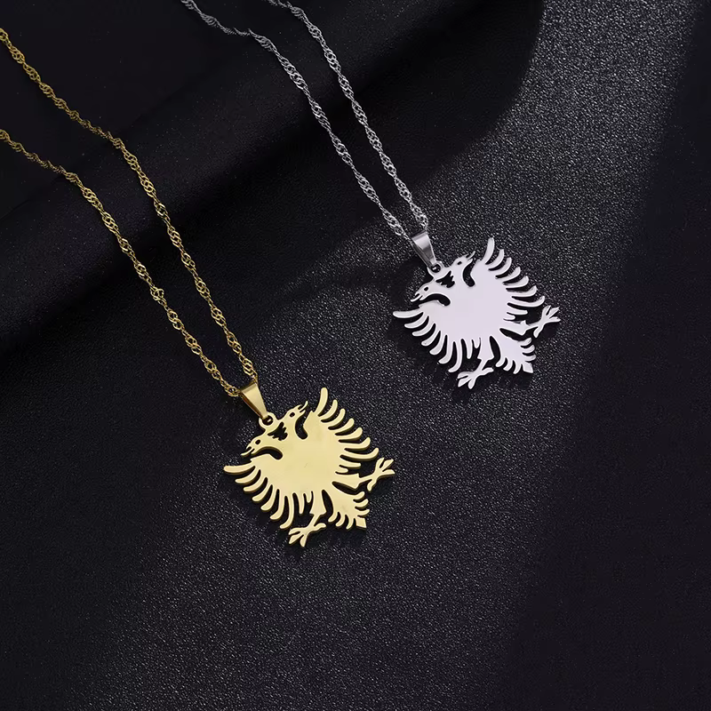 Colliers avec pendentifs en forme d'aigle pour femmes et filles