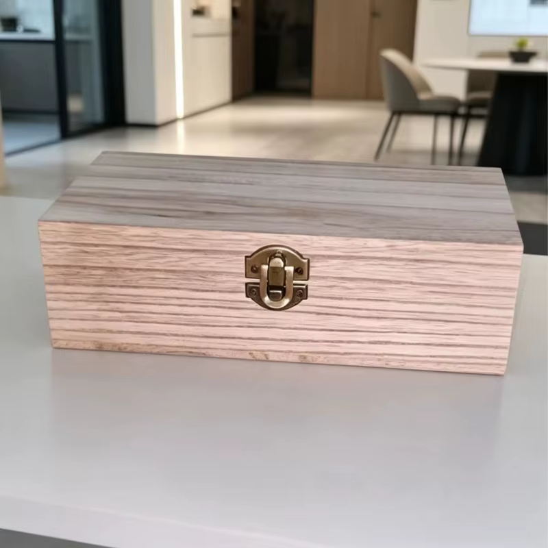 Boîte à bijoux créative en bois massif