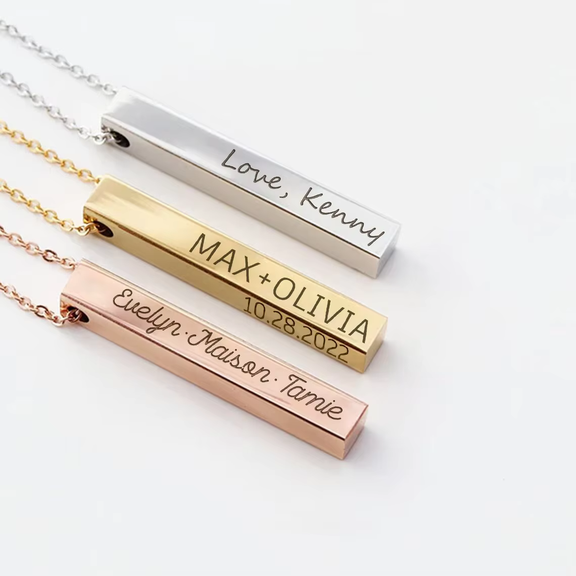 Collier pendentif barre en acier inoxydable plaqué or