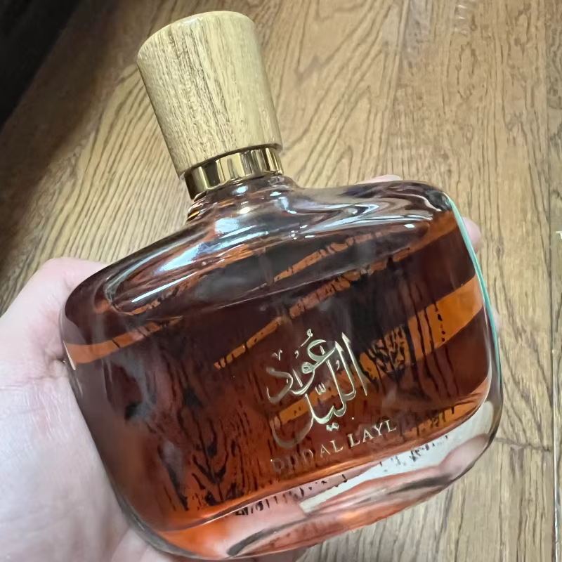 Parfum au bois De santal arabe, classique, en bois d'agar et au musc irrésistible, longue durée, élégant et charmant, Eau De Parfum