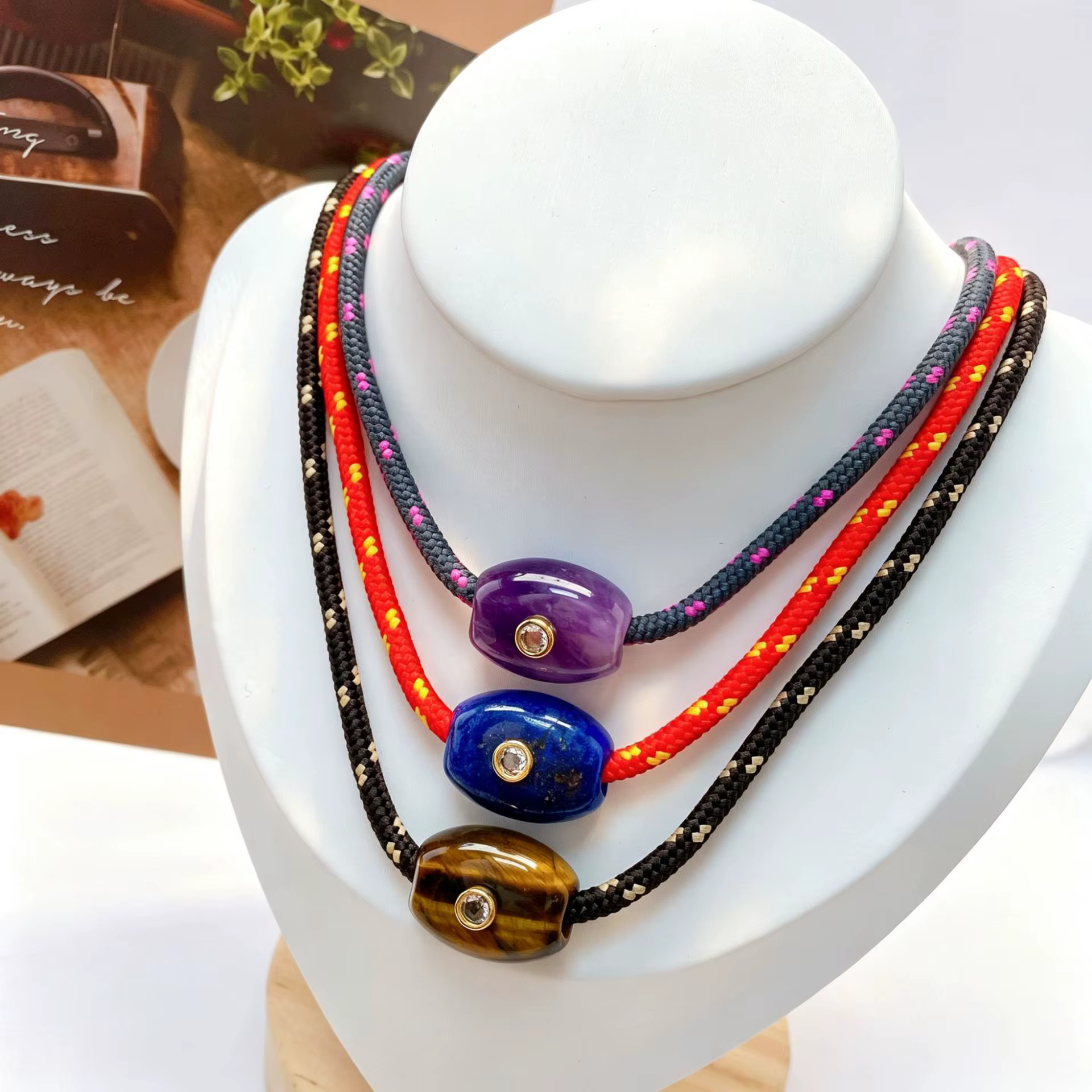 Collier de perles en pierre naturelle