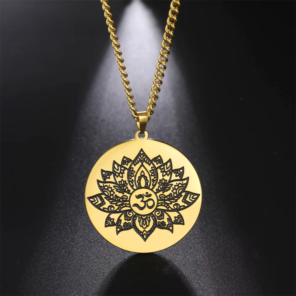EUEAVAN Collier Pendentif Fleur de Lotus Om Vintage