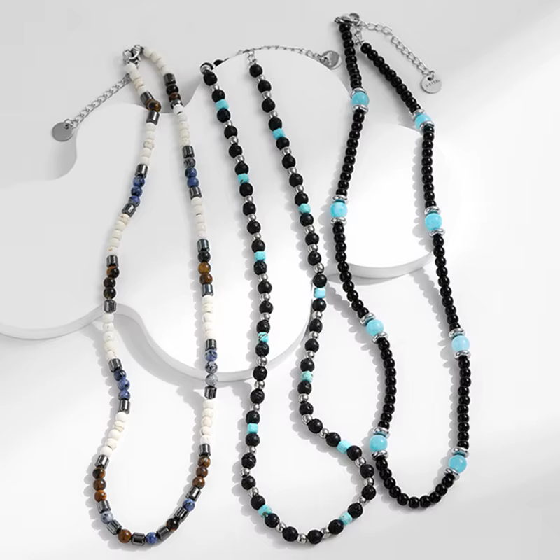 Loe |   Collier en acier inoxydable pour homme avec pierres. Bijoux à breloques d'Italie. Cadeau de haute qualité. Design original