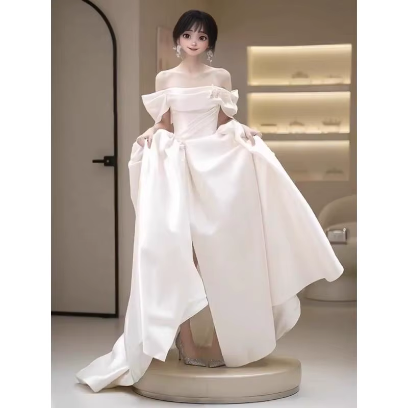 Robe de mariée légère en Satin