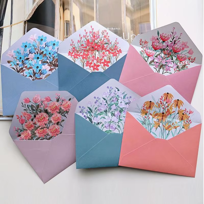 Ensemble d'enveloppes de fleurs en papier à lettres