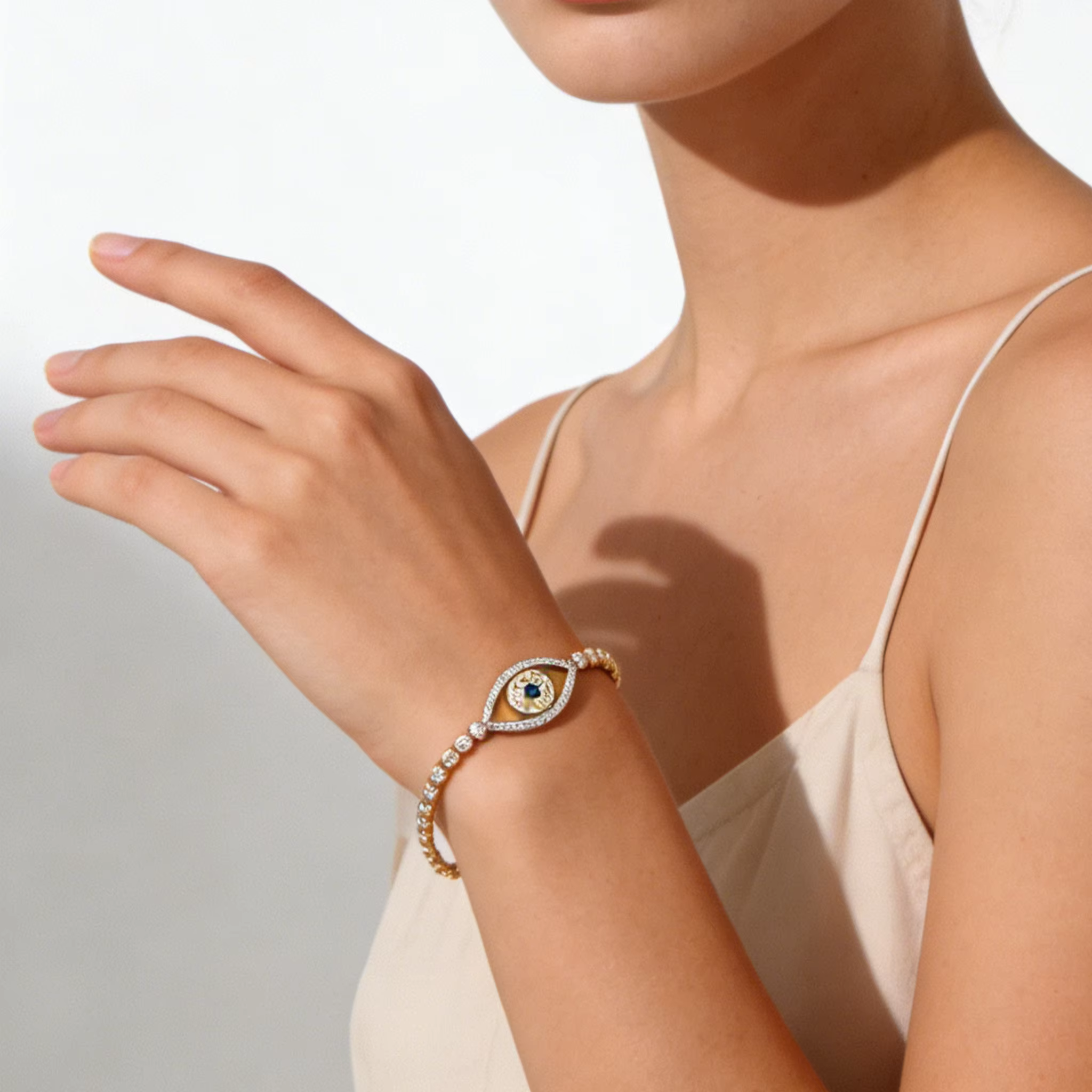 Bracelet délicat en zircon AAA