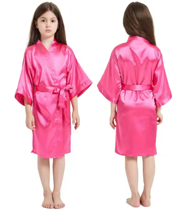 Peignoir rose en satin pour filles