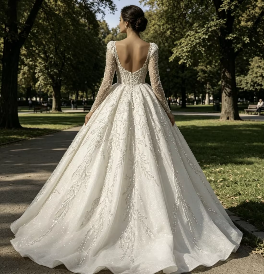 Robe de mariée personnalisée à col carré en dentelle avec perles et sequins