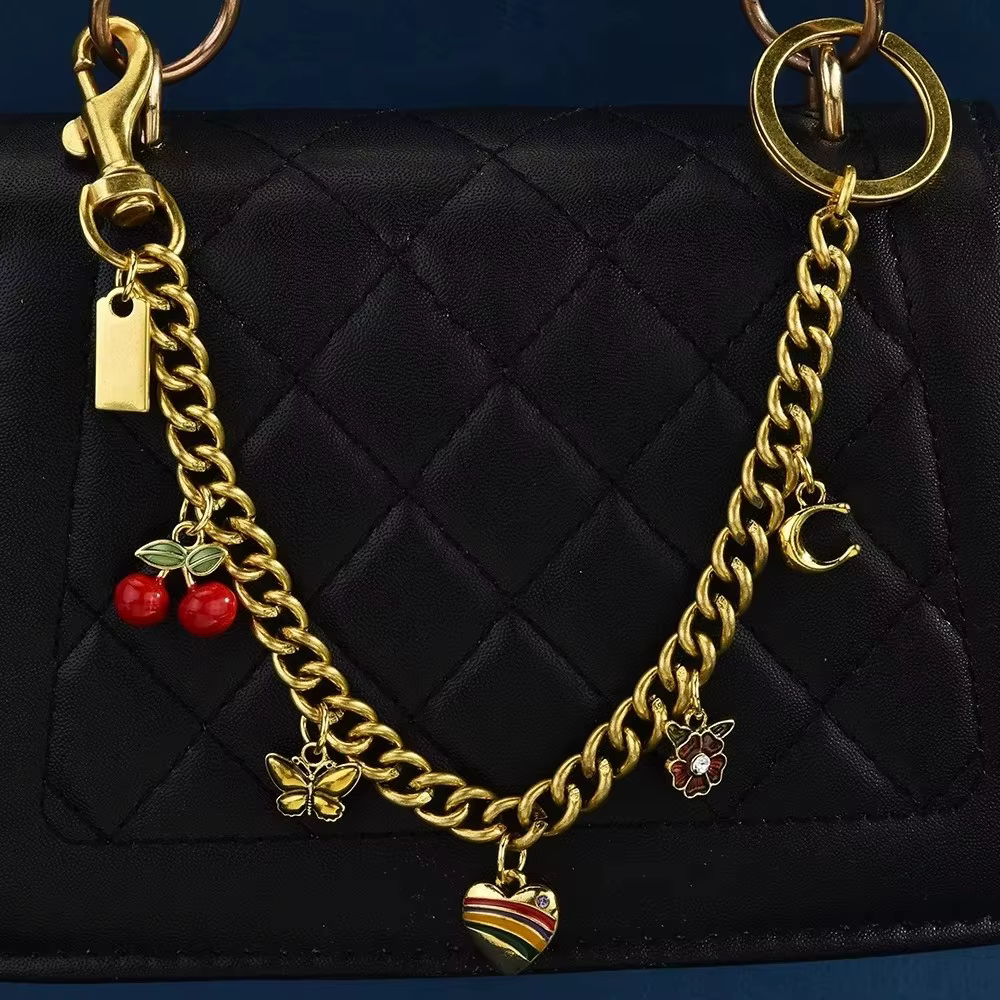 Joli petit pendentif détachable en forme de cerise et de cœur