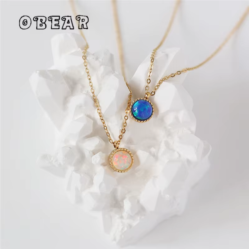Collier pendentif en acier inoxydable plaqué or 18 carats pour femme