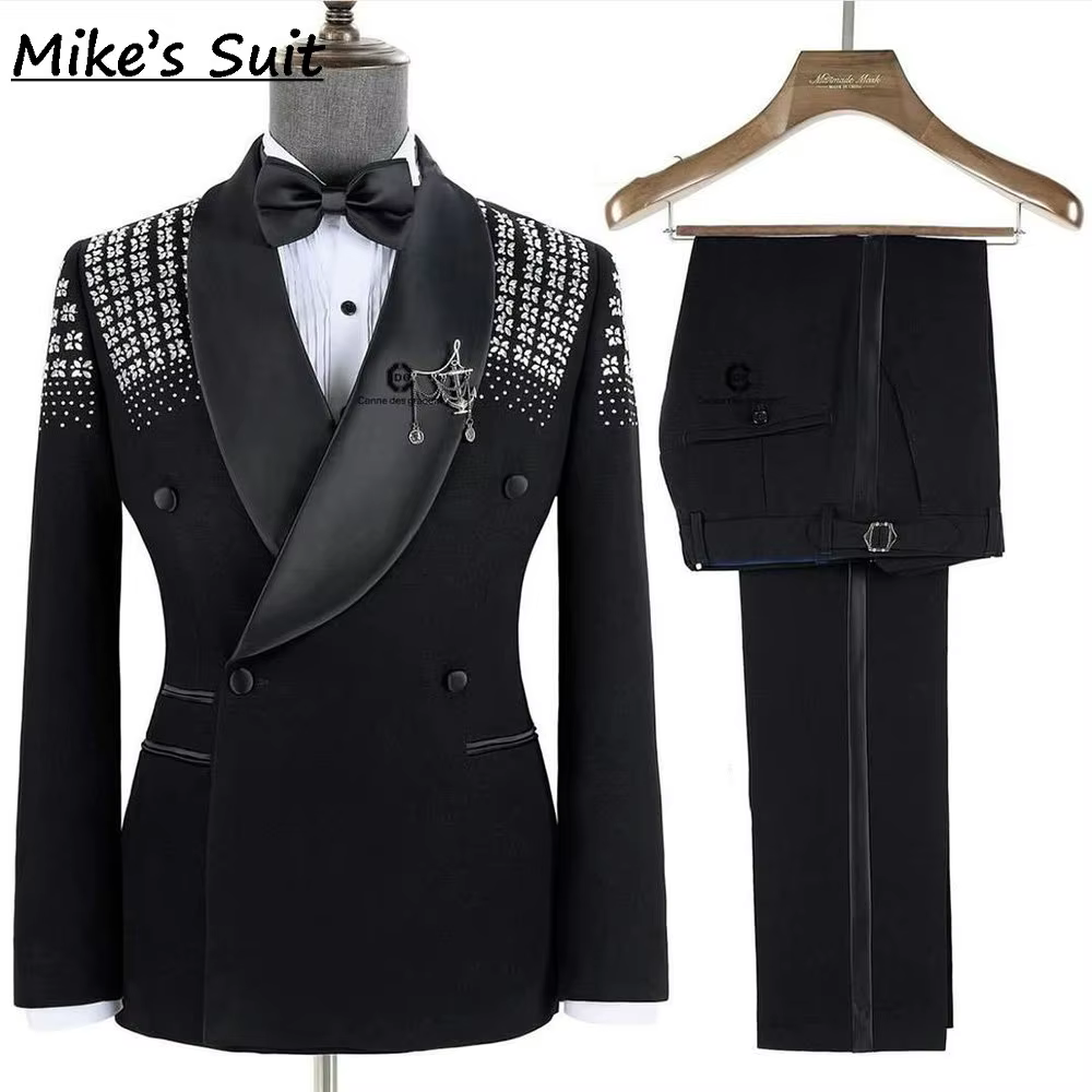 Costume De mariage perlé fait à la main