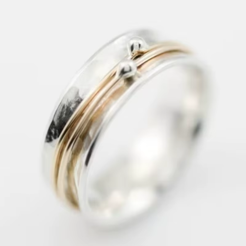 Bague large minimaliste sculptée à la main pour femme