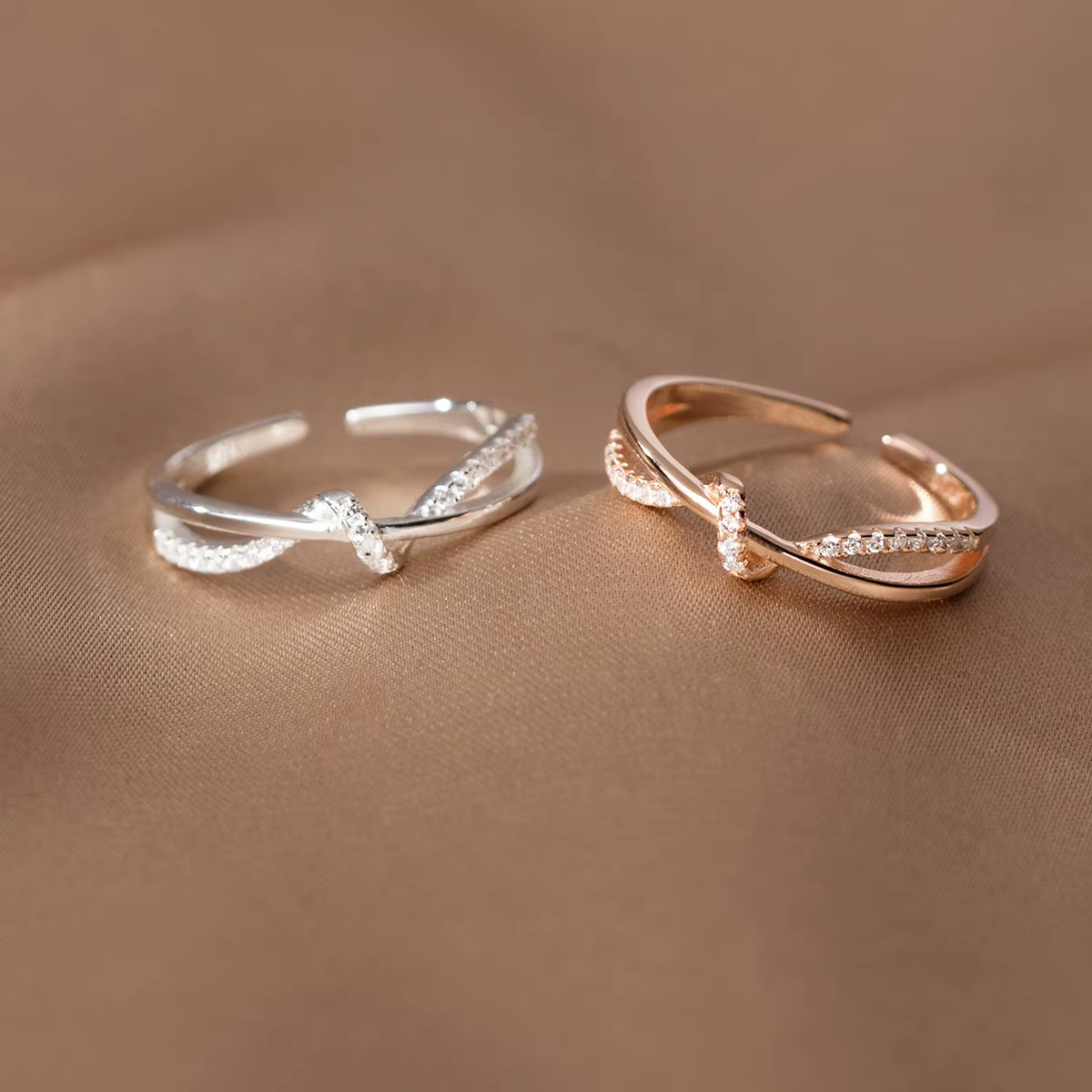 Croix en argent sterling 925 avec nœuds en zircon ​ ​ Bagues pour femmes et filles