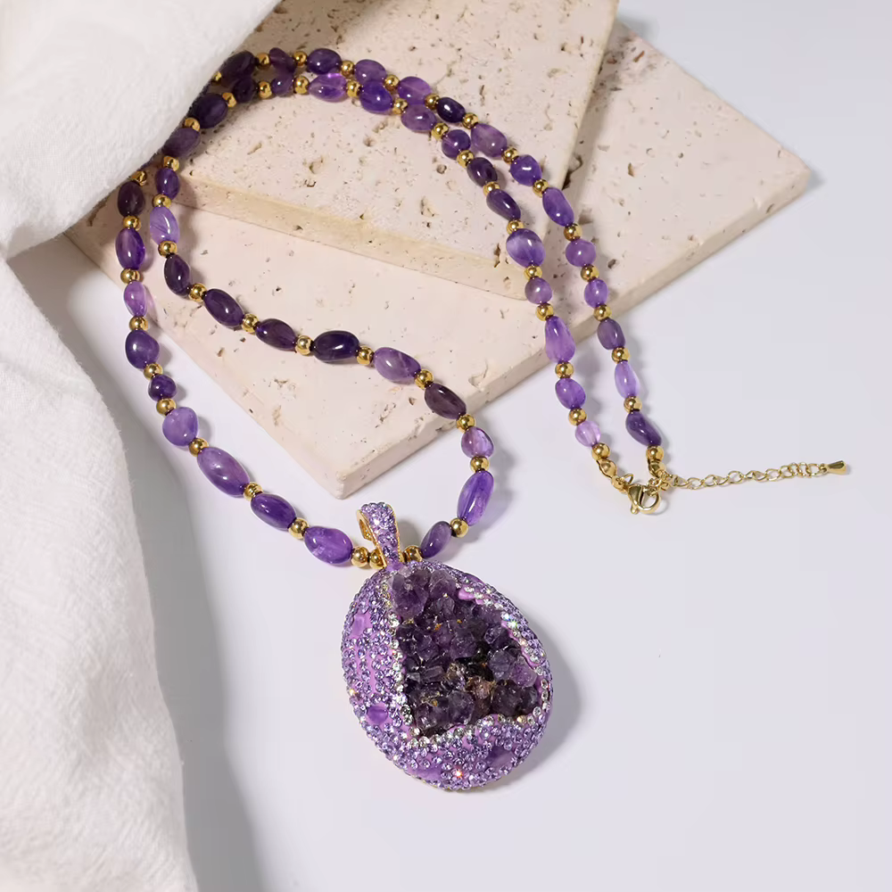 Collier pendentif incrusté naturel pour femme