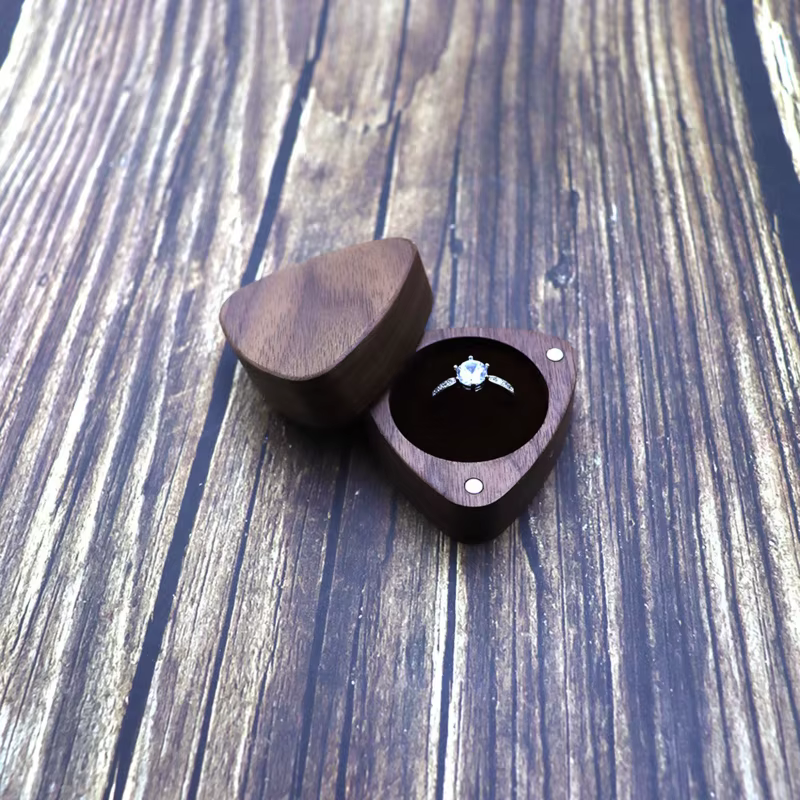 Boîte à matiques de fiançailles en bois pour proposition