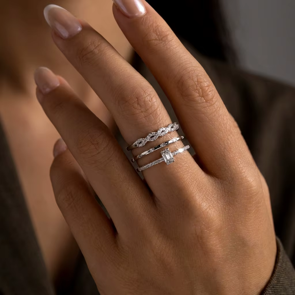 Bague fermée en cuivre avec zircone cubique effet glace pilée en forme de cube de sucre pour femme