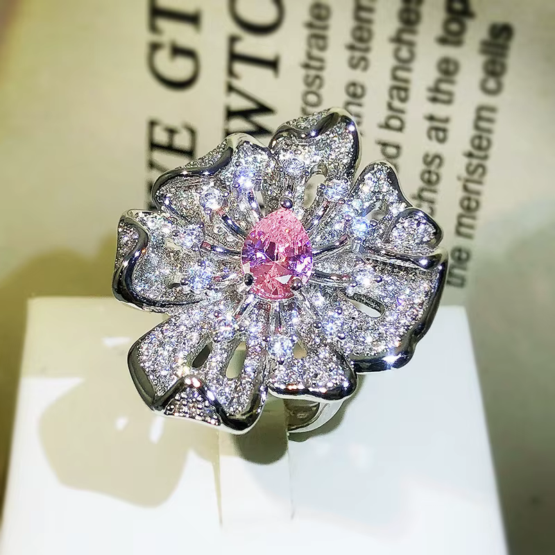 Bague en diamant rose pour femme