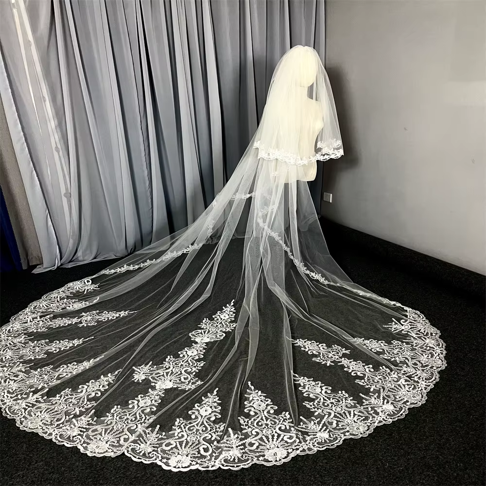 Voile de Mariage à Deux Couches avec Peigne