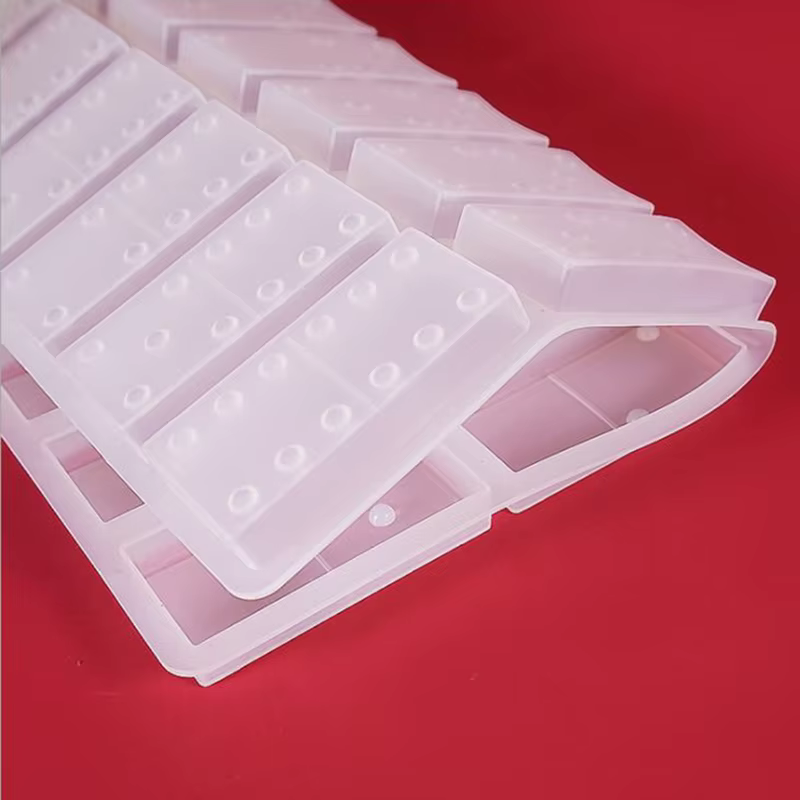 Moule en silicone pour jeu de restauration