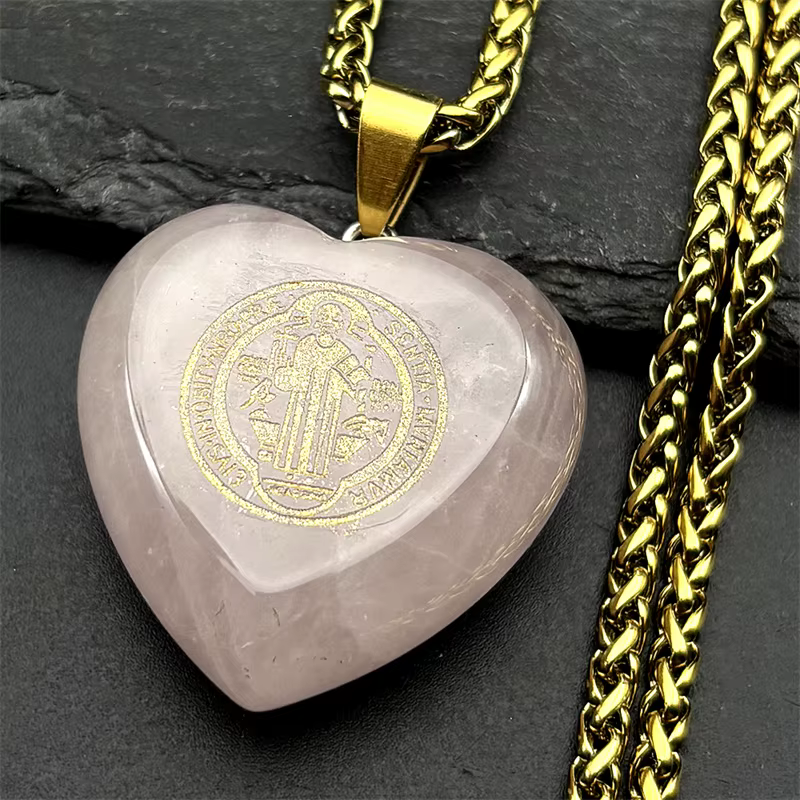 Cristal amour coeur Saint benoît pendentif collier pour femmes hommes en acier inoxydable couleur or chaîne colliers bijoux San Benito